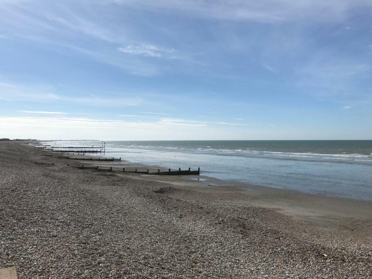 Wittering Holiday Home East Wittering Buitenkant foto