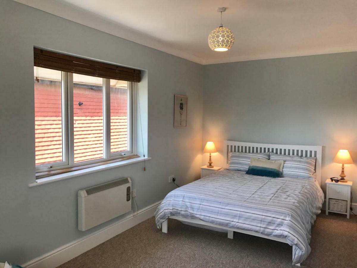 Wittering Holiday Home East Wittering Buitenkant foto